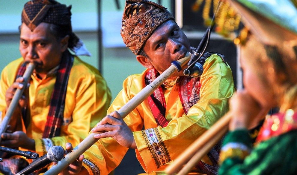 Serunai Dimainkan dengan Cara, Cara Memainkan Serunai dengan Benar