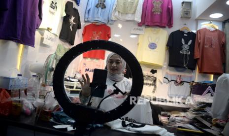 Kemenkeu Tegaskan PPh 22 E-Commerce Bukan Pajak Baru