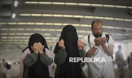 Mengapa Maksiat Disebut Sebagai Gerbang Menuju Kekufuran?