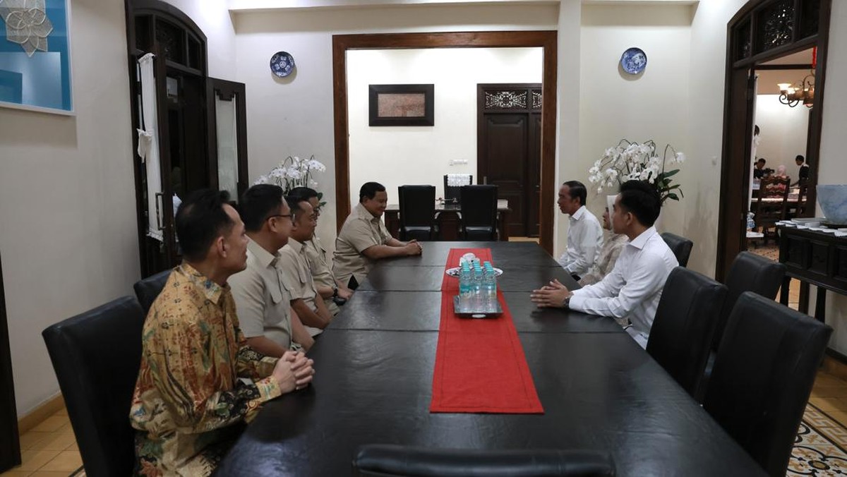 Prabowo Sowan Jokowi di Solo, Cerita Baru Keliling dari Luar Negeri